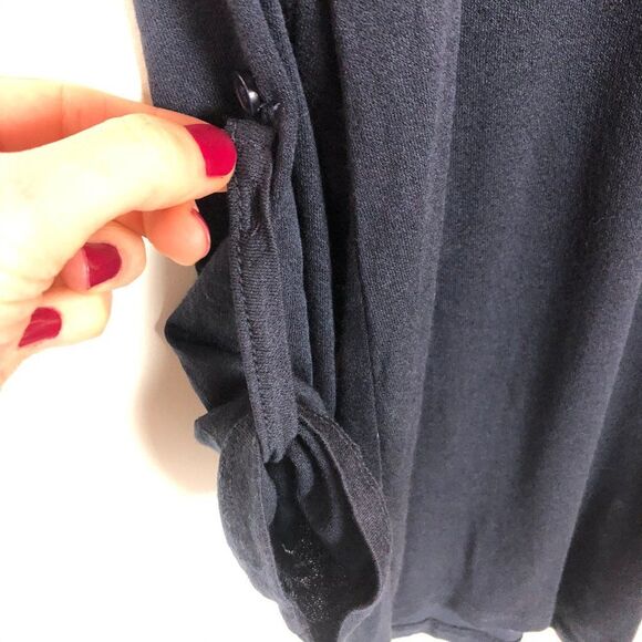 JJ Basics Nordstrom Black 3/4 Sleeve V-Neck Shirt - Picture 4 of 6